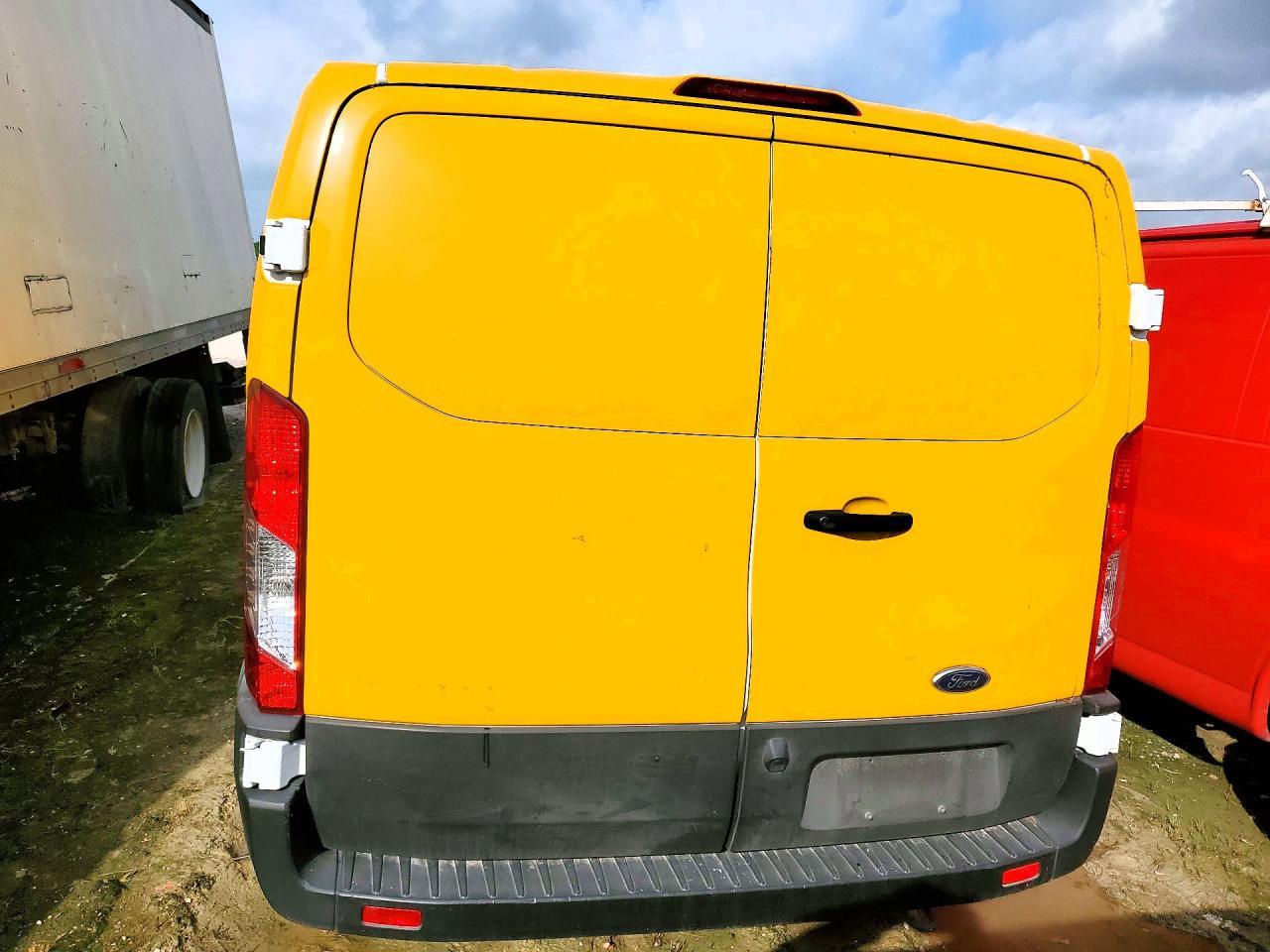 2023 Ford Transit 250 Delivery Van - Image 6