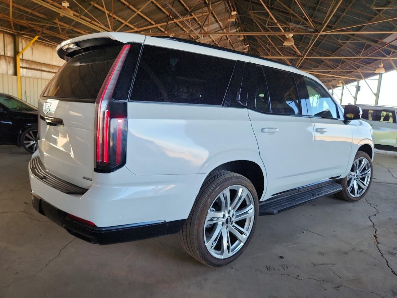 2025 Cadillac Escalade Sport - Фото 3