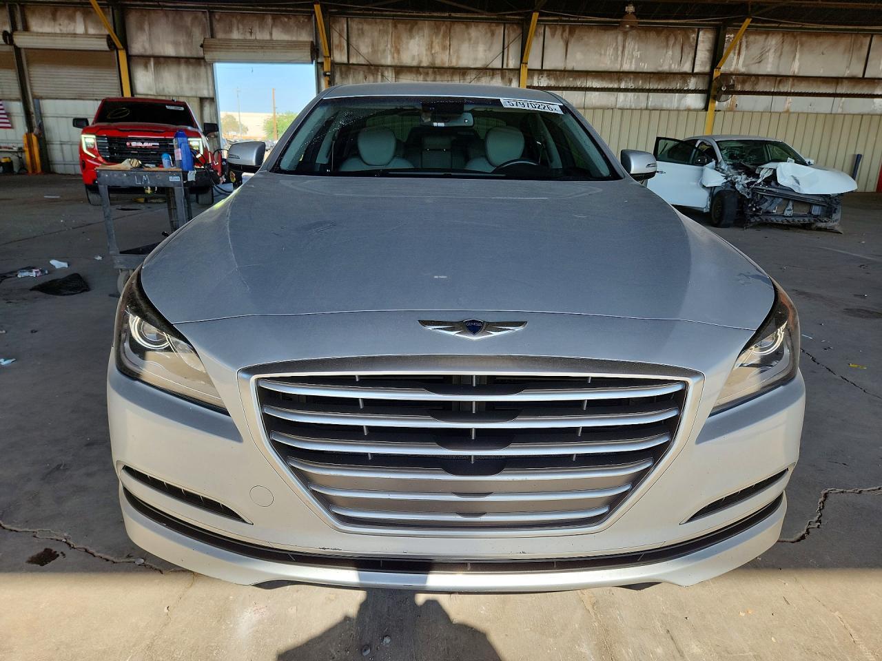 2015 Hyundai Genesis 3.8L - Фото 5