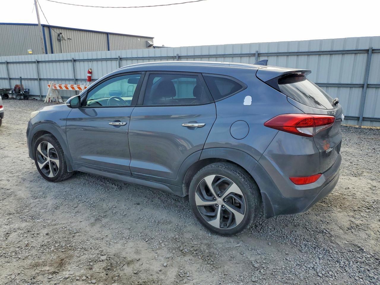 2016 Hyundai Tucson Limited - Фото 2