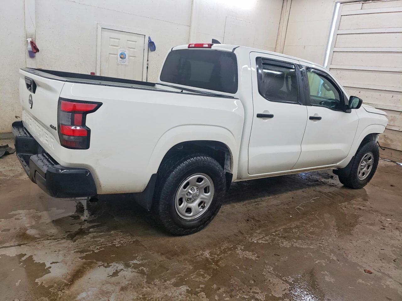 2023 Nissan Frontier S - Фото 3