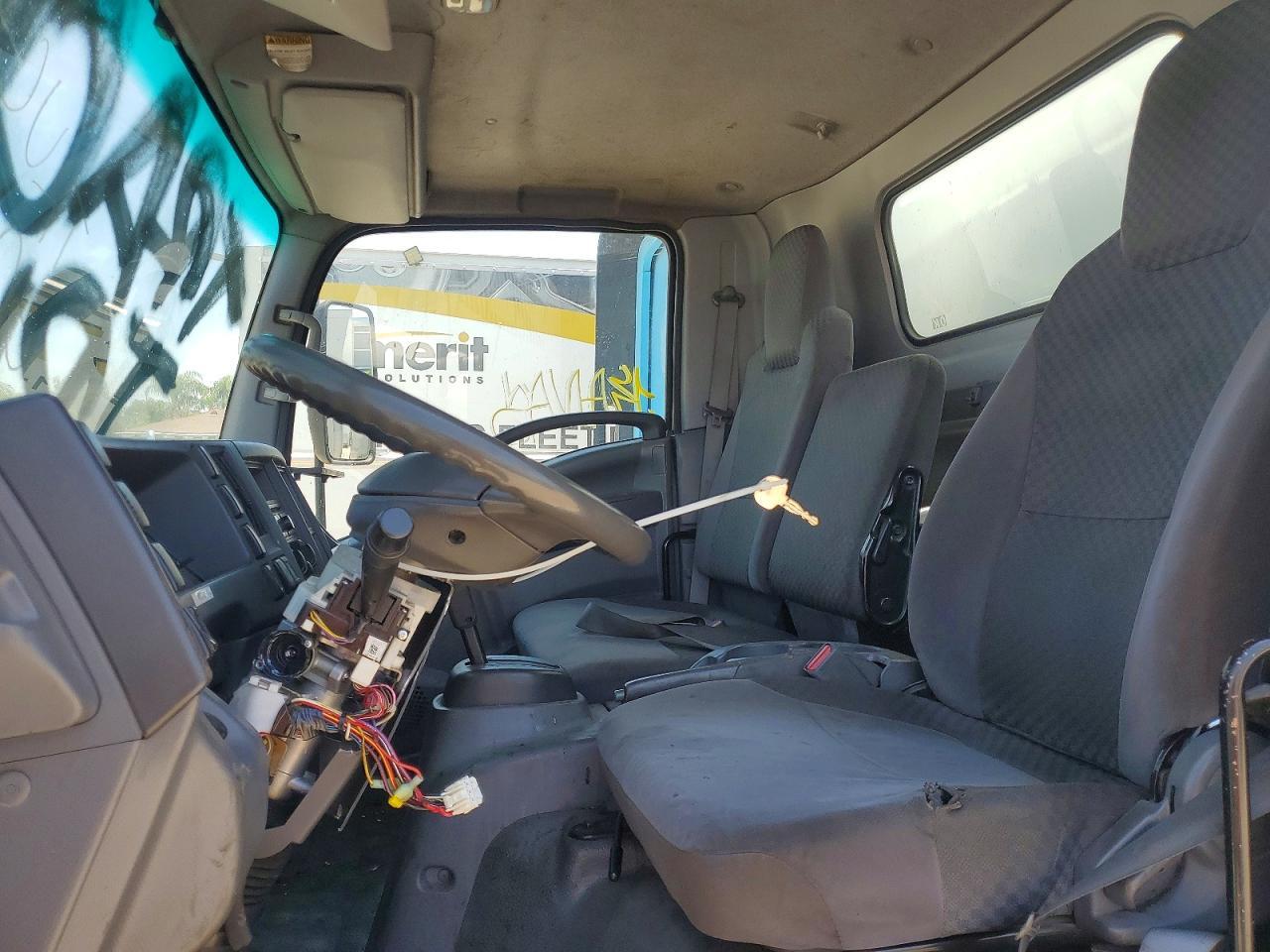 2011 Isuzu Npr - Фото 7