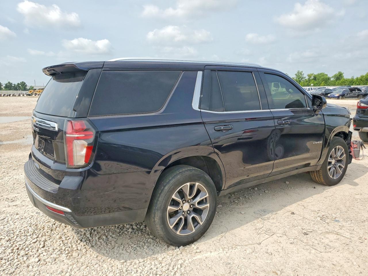 2022 Chevrolet Tahoe C1500 Ls - Фото 3