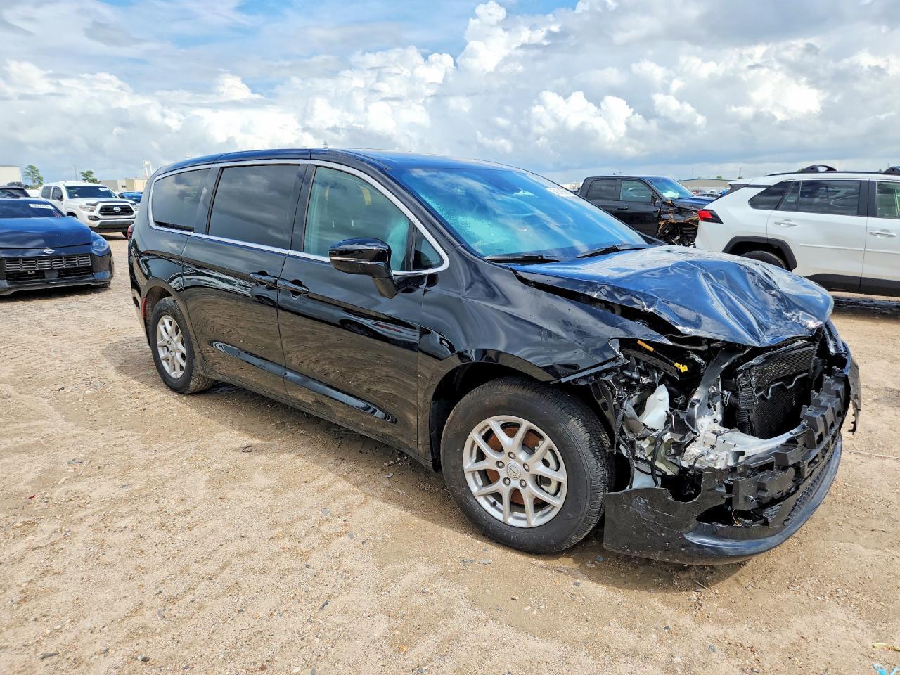 2026 Chrysler Voyager Lx - Фото 4