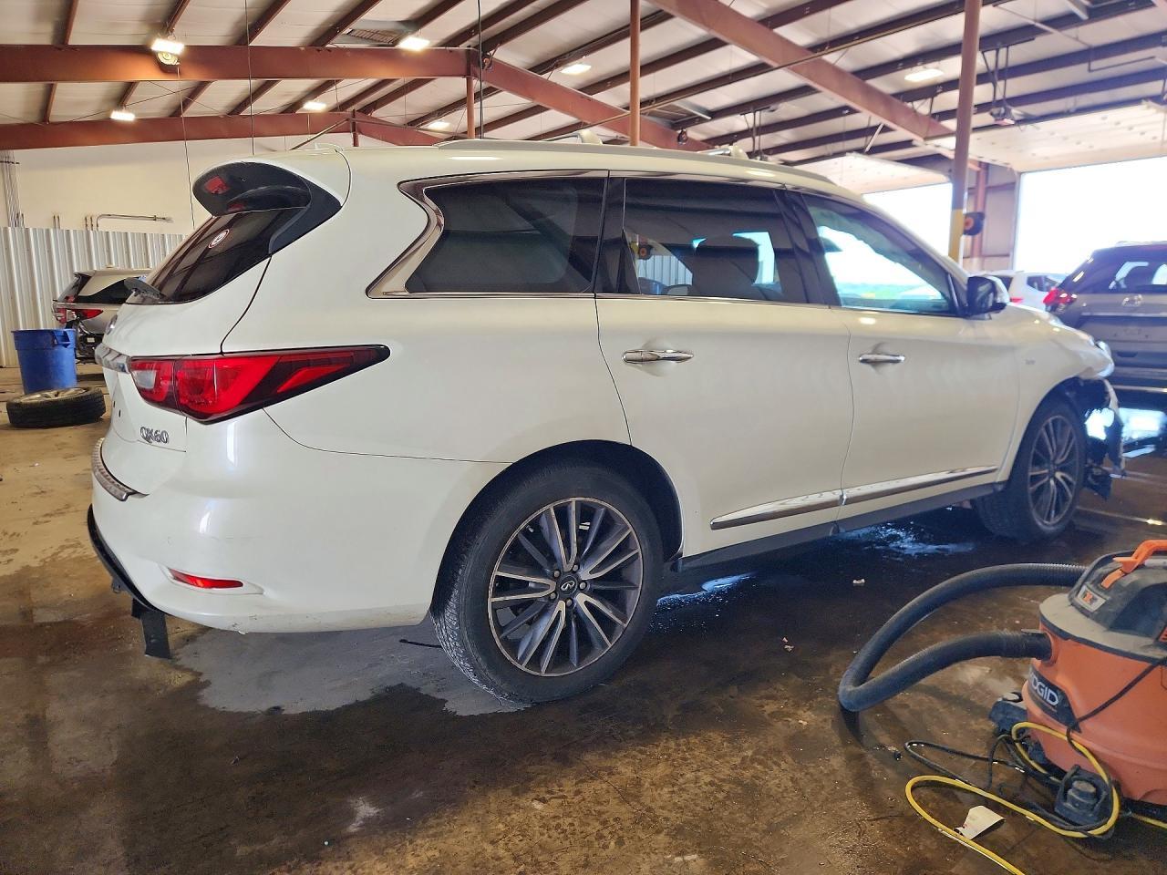 2016 Infiniti Qx60 Base - Фото 3
