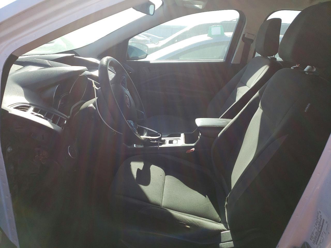 2019 Ford Escape S - Фото 7