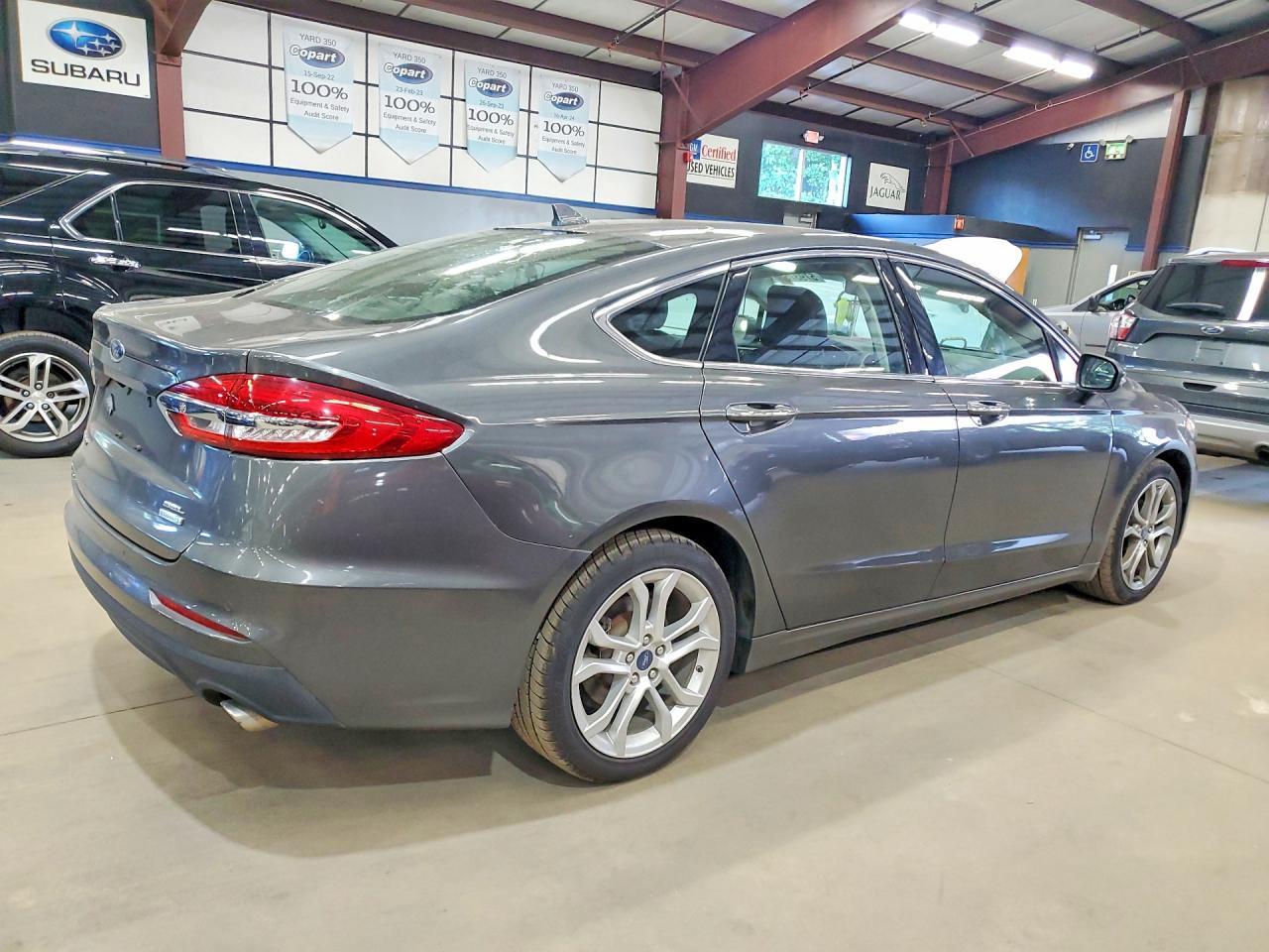 2019 Ford Fusion Sel - Фото 3