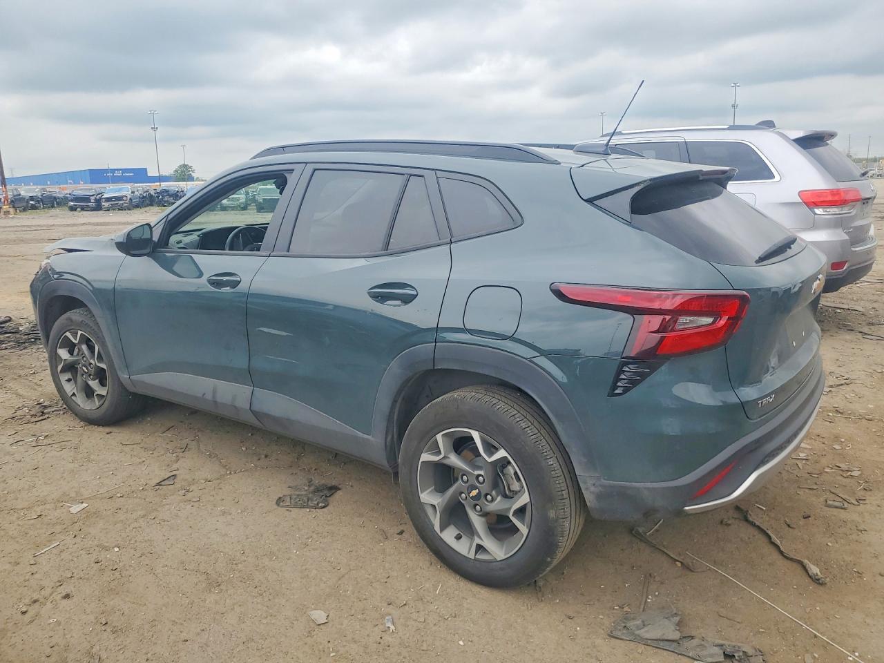 2025 Chevrolet Trax 1Lt - Фото 2