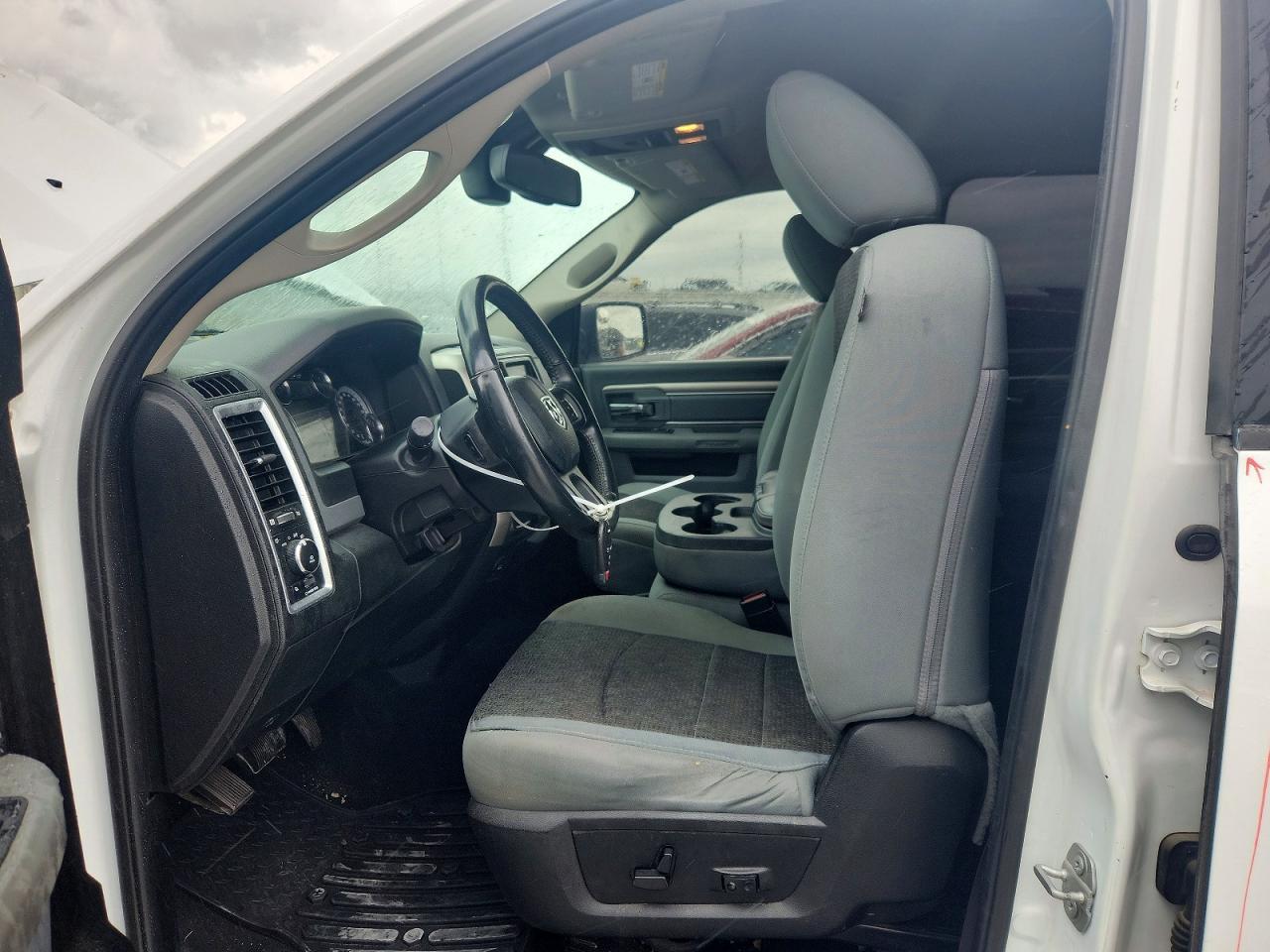 2019 Ram 1500 Classic Slt - Image 7