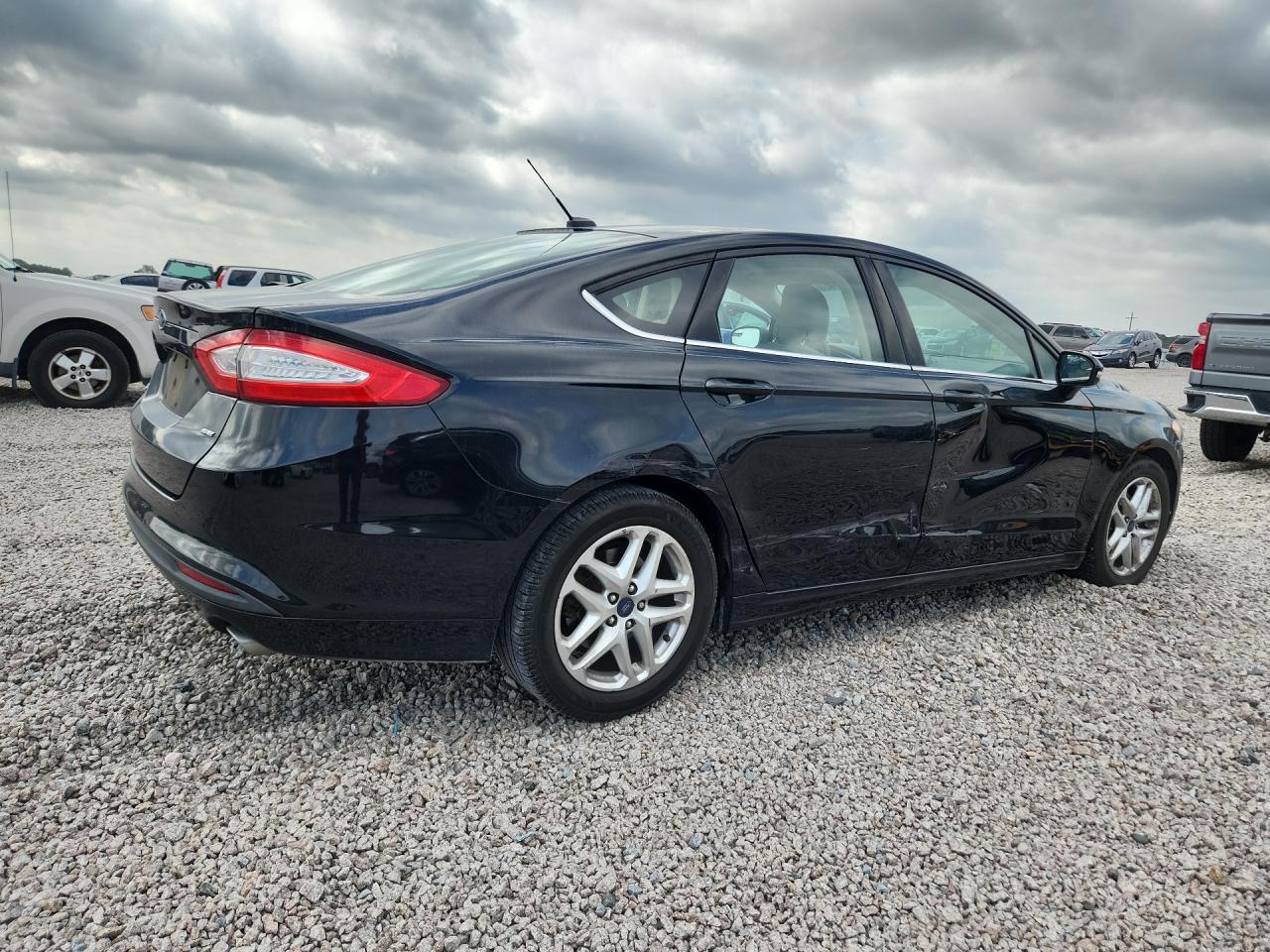 2015 Ford Fusion Se - Image 3