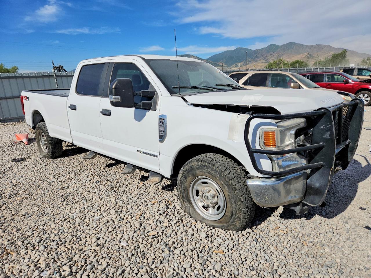 2022 Ford F250 Super Duty - Фото 4