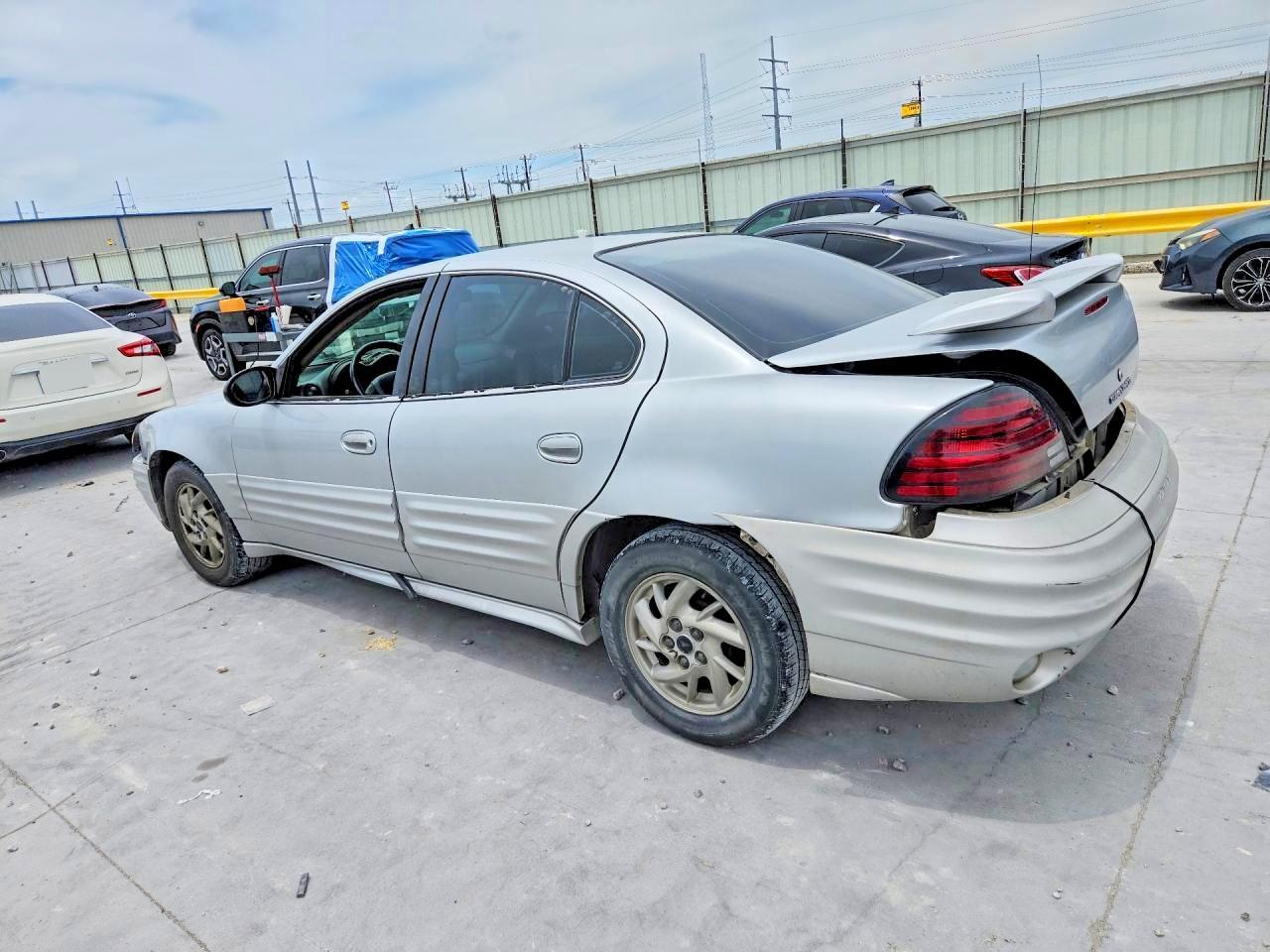 2002 Pontiac Grand Am Se1 - Фото 2