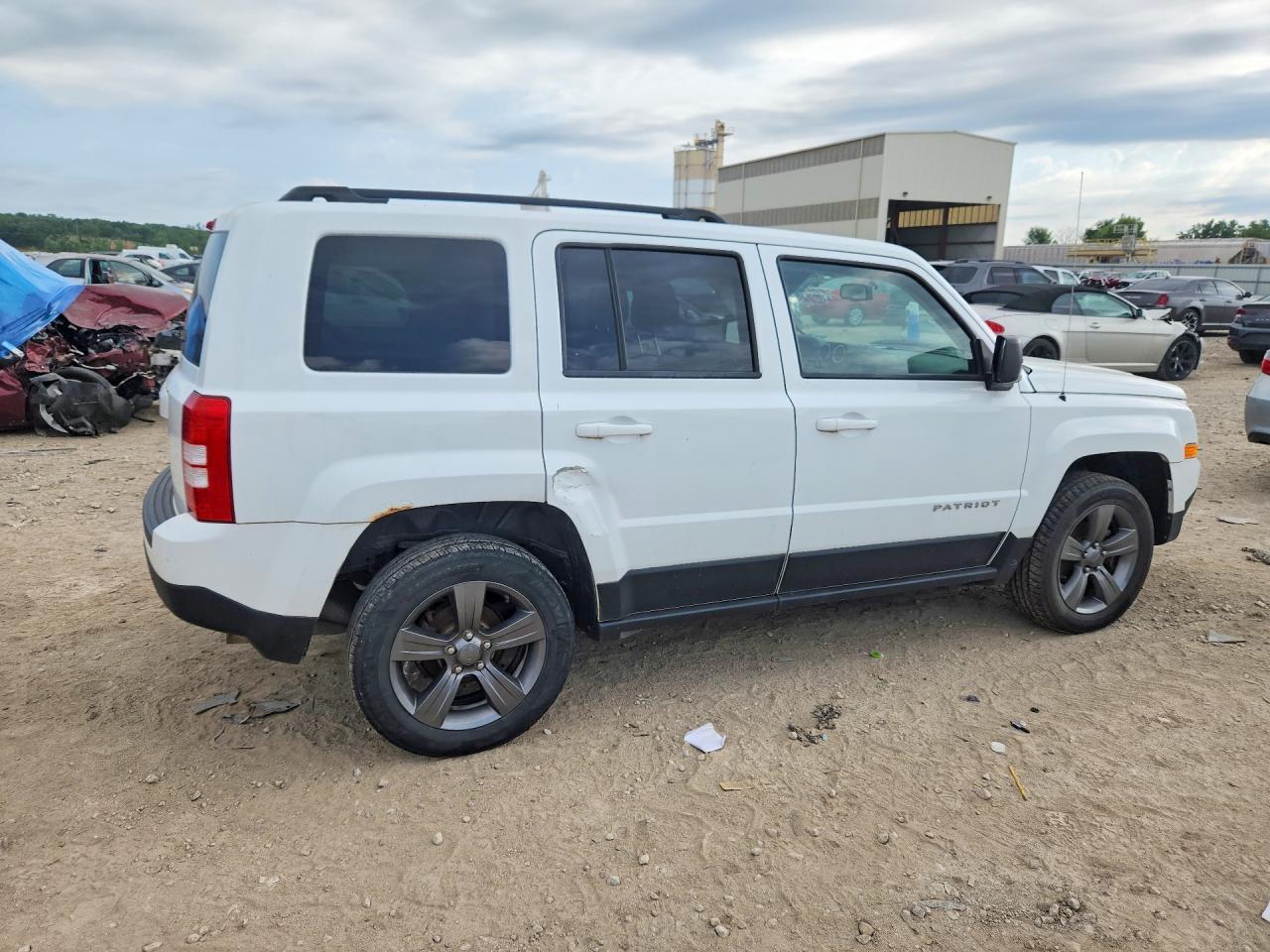 2015 Jeep Patriot Latitude - Фото 3