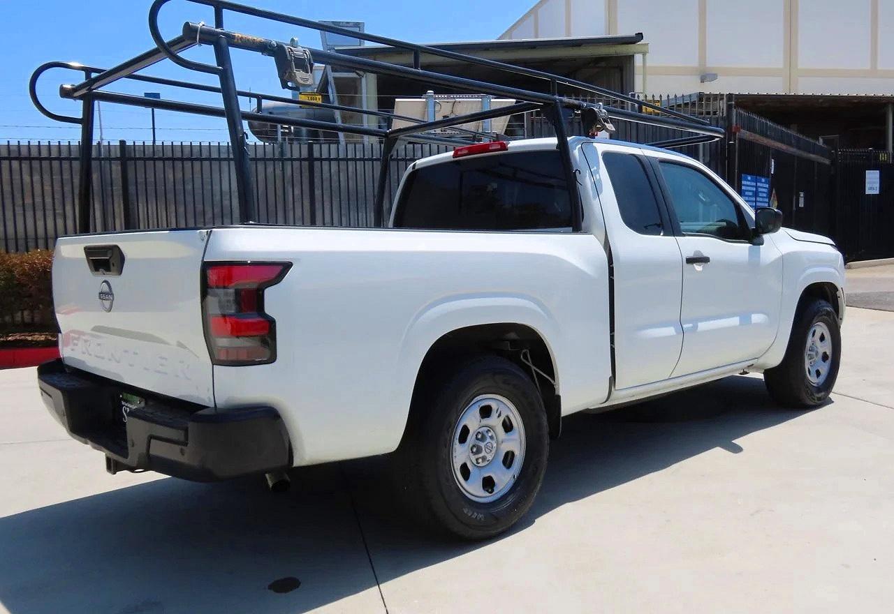 2025 Nissan Frontier S - Фото 3