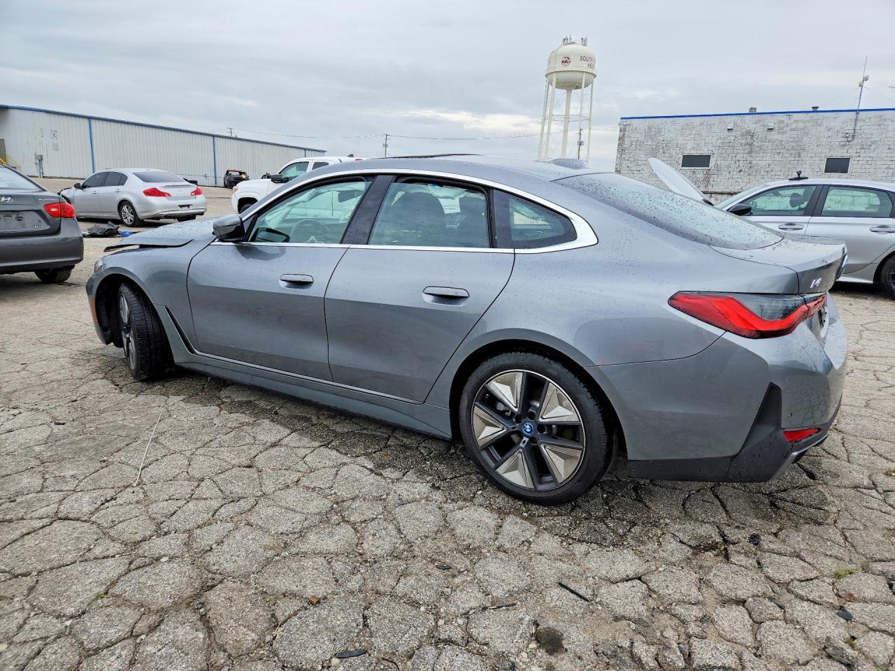 2024 BMW I4 Edrive 35 - Фото 2