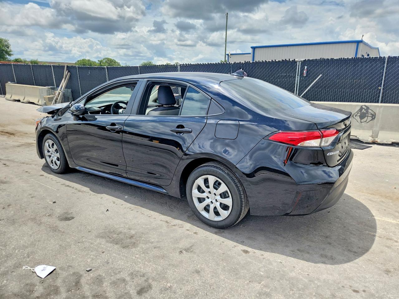 2024 Toyota Corolla Le - Image 2