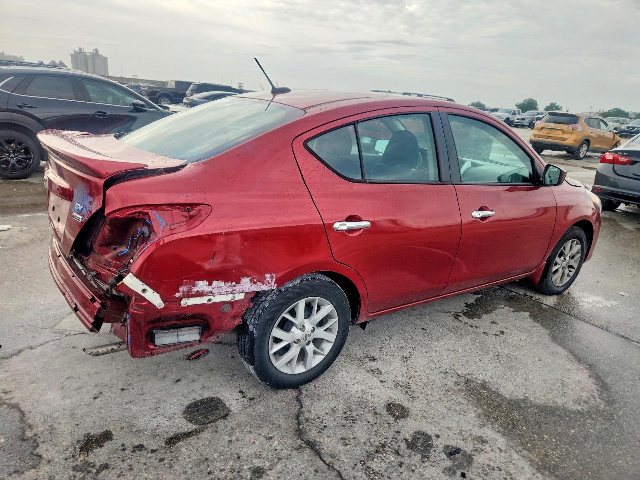 2019 Nissan Versa Sv - Image 3