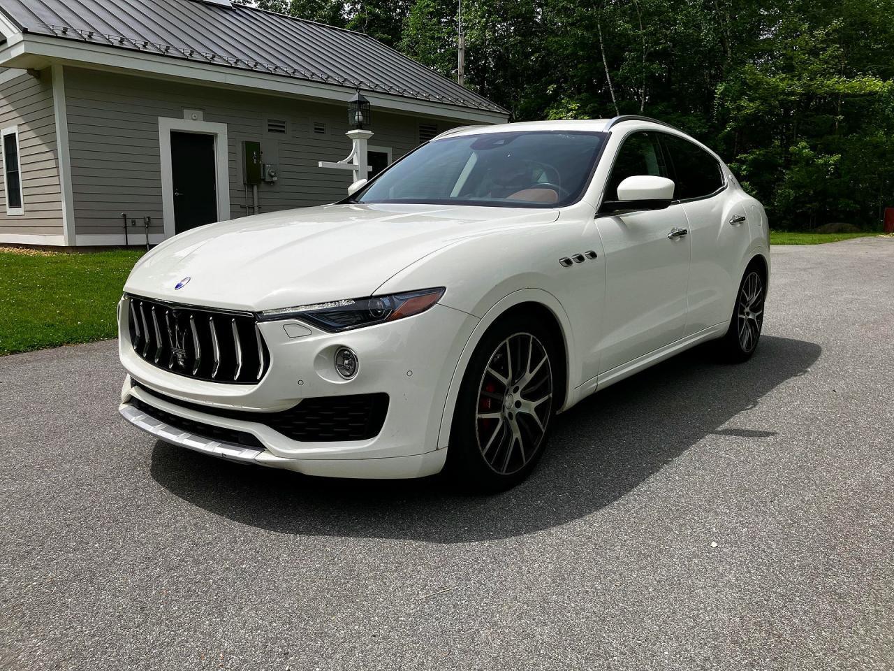 2017 Maserati Levante S - Фото 2
