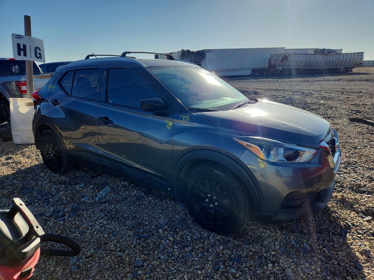 2019 Nissan Kicks S - Image 4