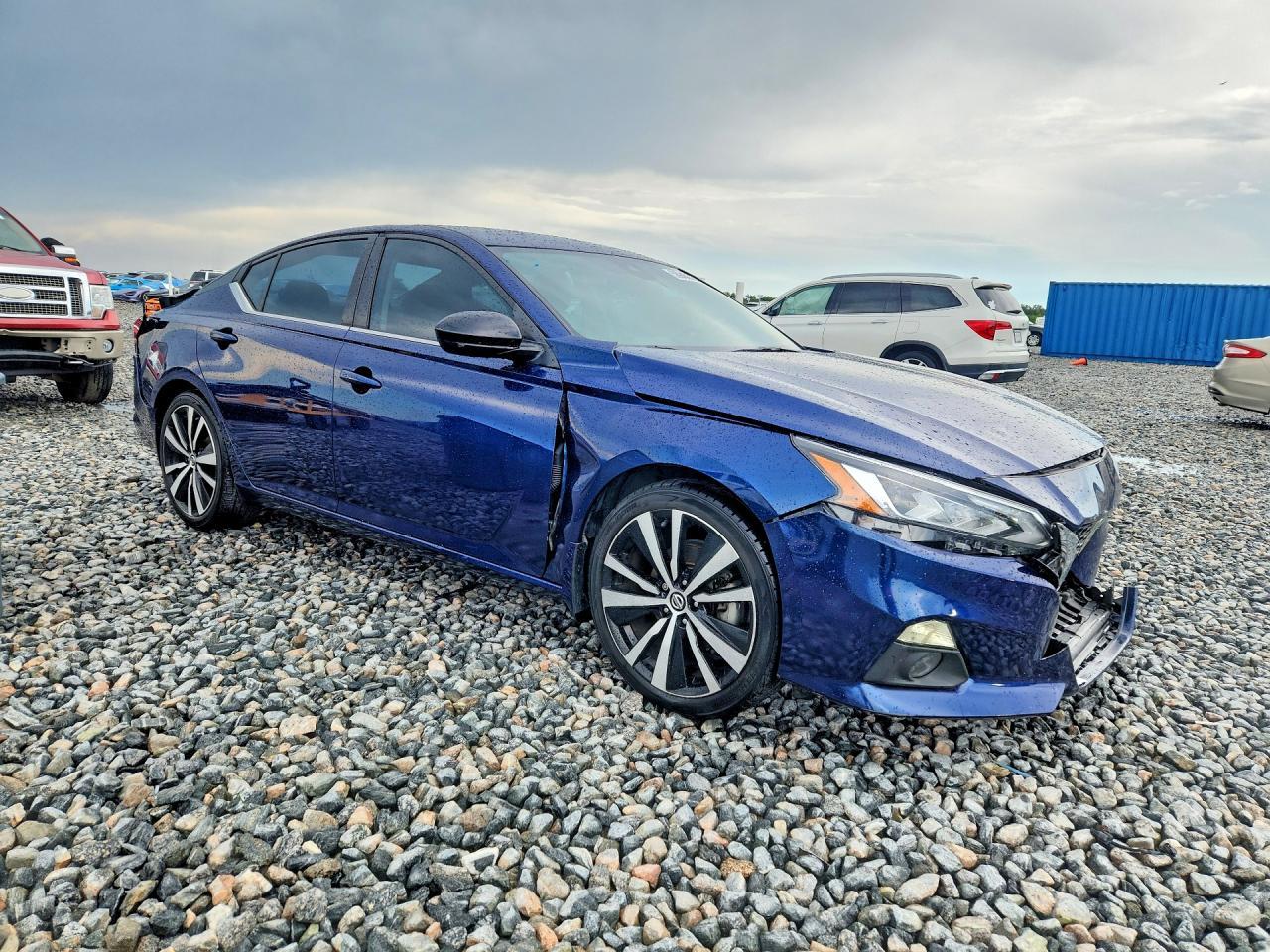 2020 Nissan Altima Sr - Фото 4