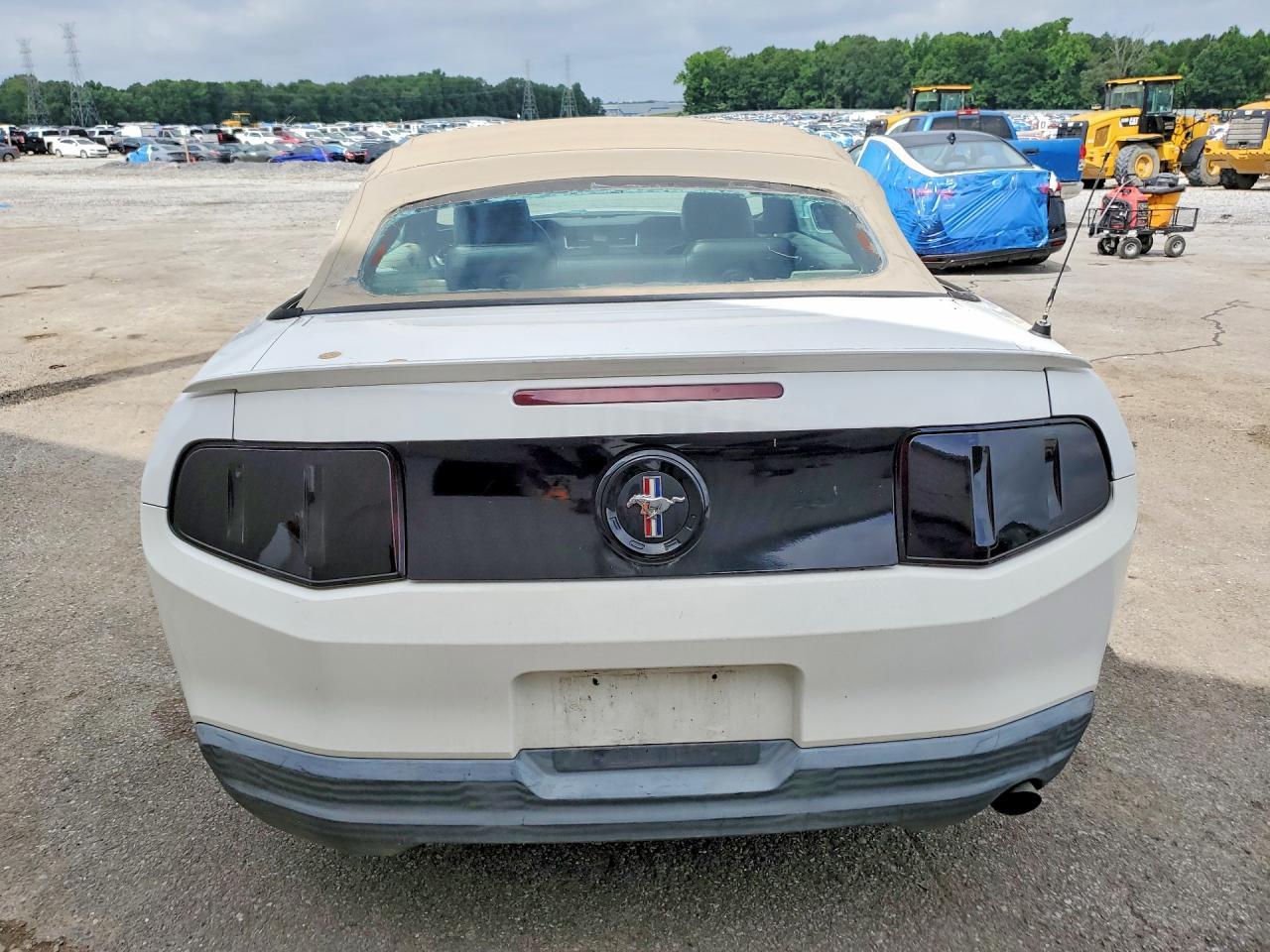 2010 Ford Mustang - Фото 6