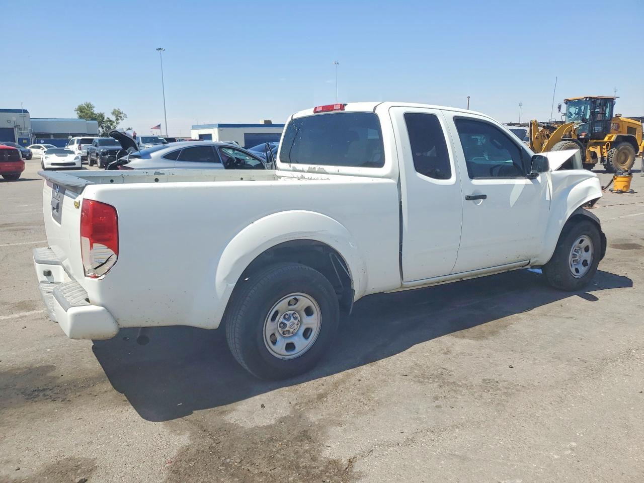 2017 Nissan Frontier S - Image 3