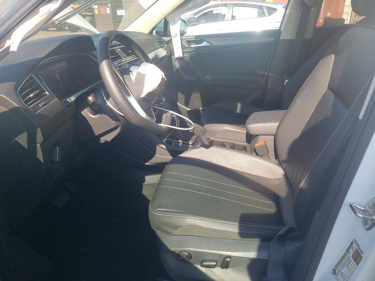 2022 Volkswagen Tiguan Se - Image 7