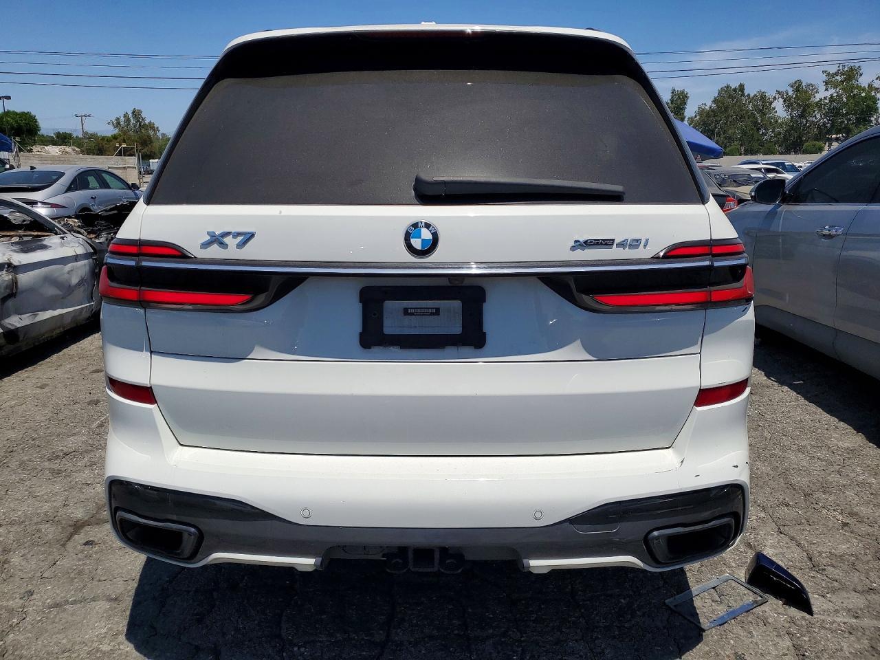 2023 BMW X7 xDrive40I - Image 6