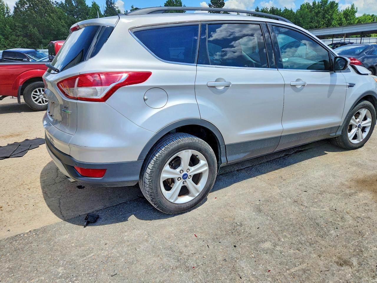 2015 Ford Escape Se - Фото 3