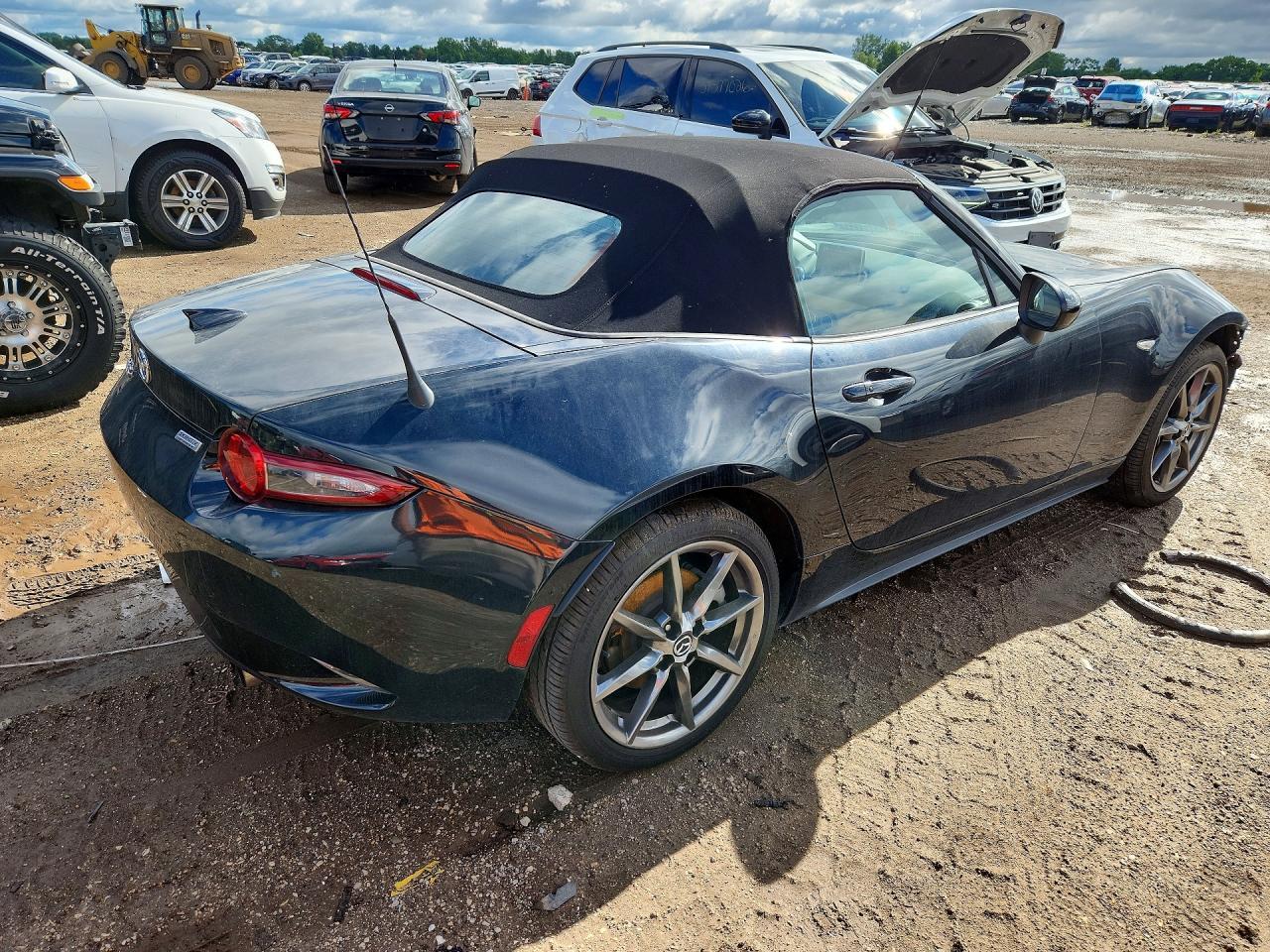 2016 Mazda Mx-5 Miata Grand Touring - Image 3
