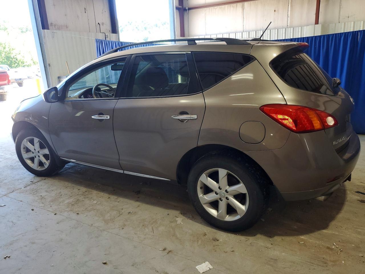 2010 Nissan Murano S - Фото 2