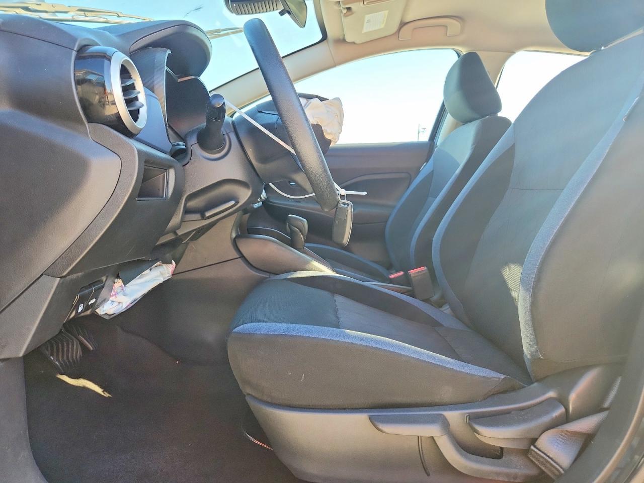 2023 Nissan Versa Sv - Image 7