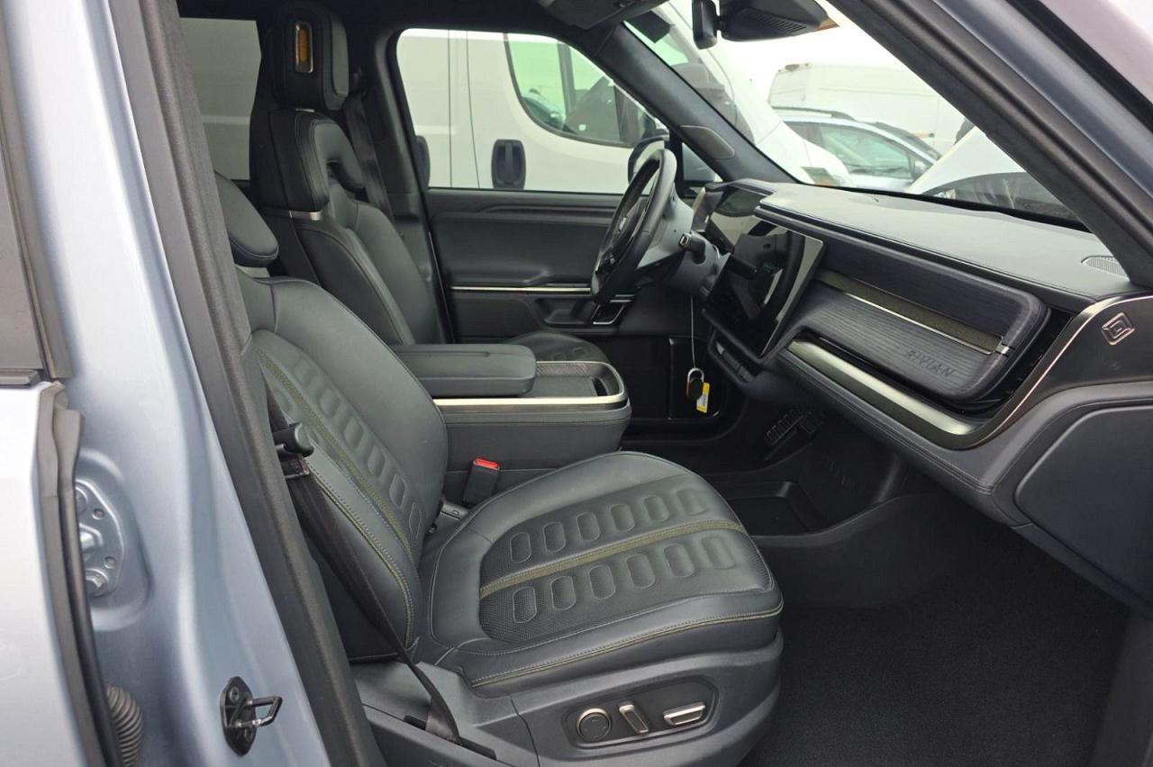 2023 Rivian R1S Adventure - Image 5