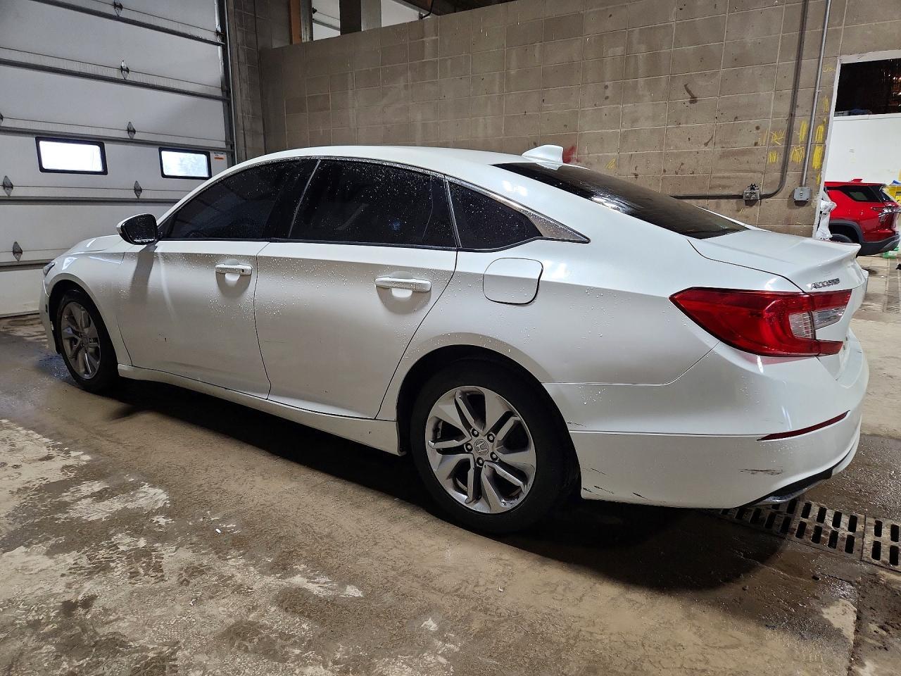 2019 Honda Accord Lx - Фото 2