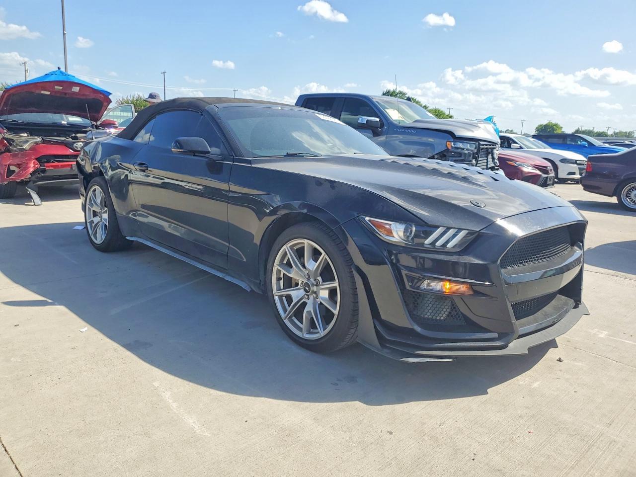 2015 Ford Mustang - Фото 4