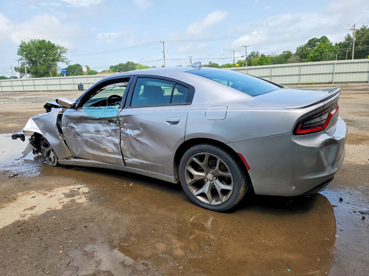 2016 Dodge Charger Sxt - Фото 2