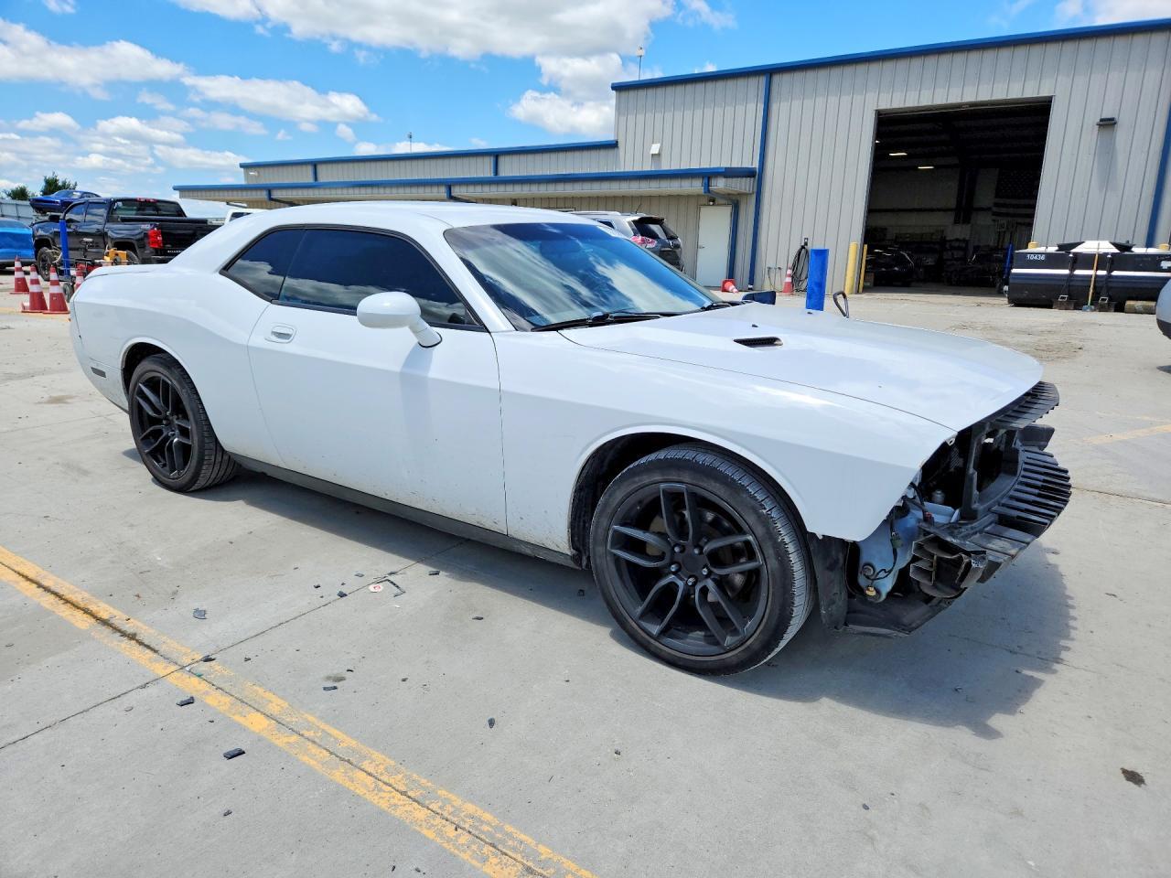 2010 Dodge Challenger Se - Image 4