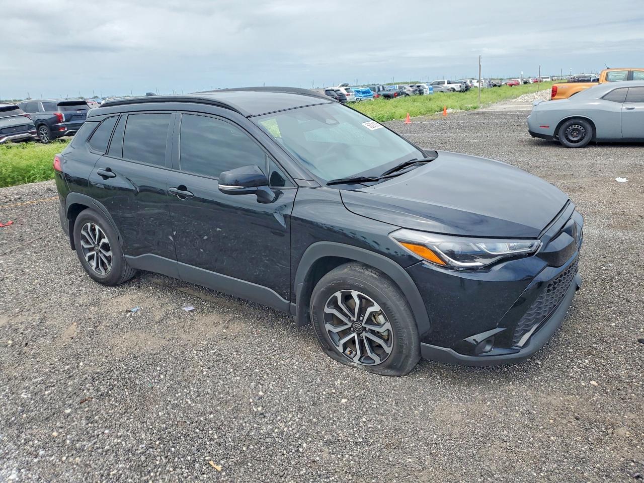 2025 Toyota Corolla Cross Hybrid Se - Фото 4