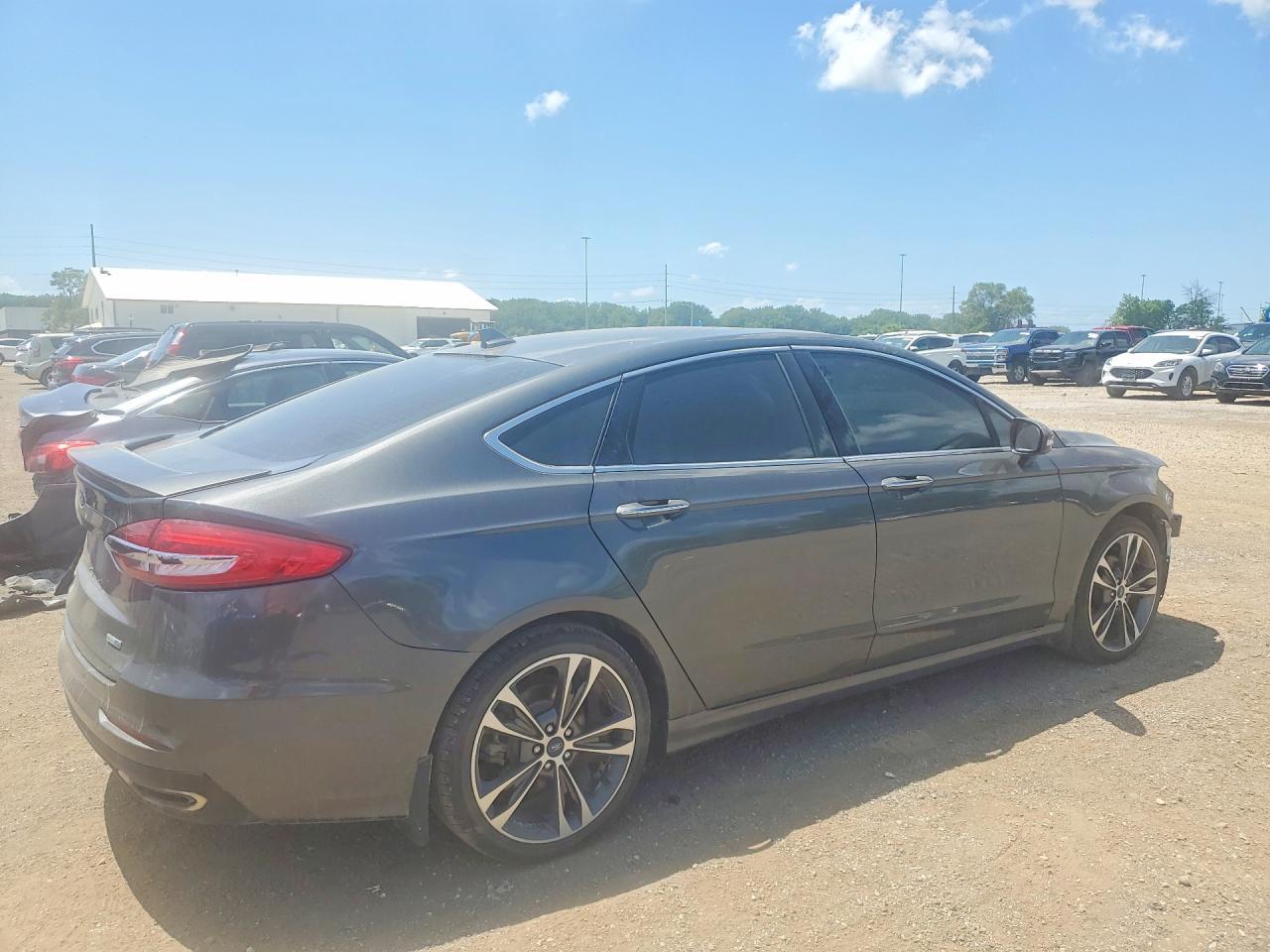 2019 Ford Fusion - Фото 3