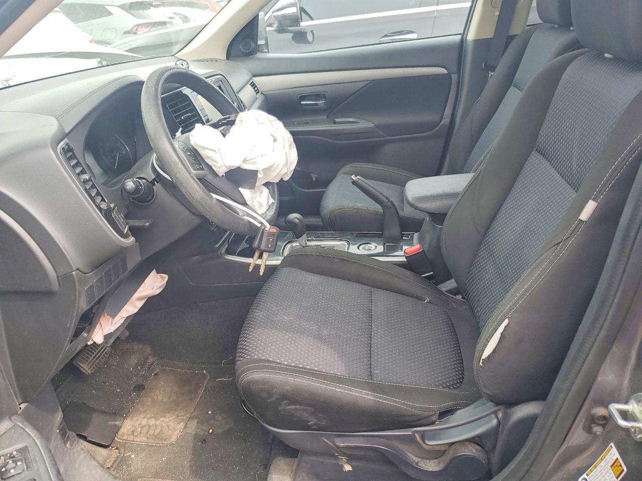 2018 Mitsubishi Outlander Se - Image 7