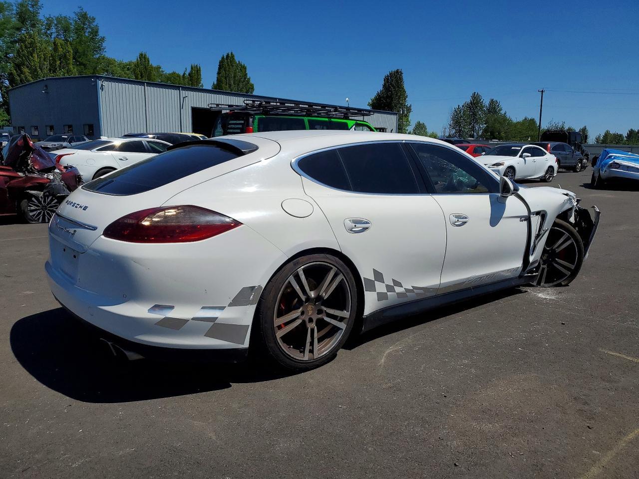 2011 Porsche Panamera Turbo - Фото 3
