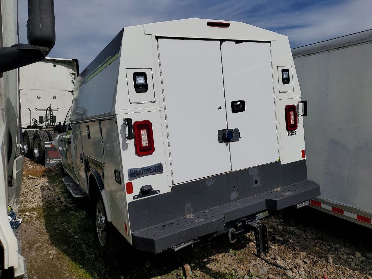 2022 Ram 3500 Tradesman Utility / Service Truck - Image 2