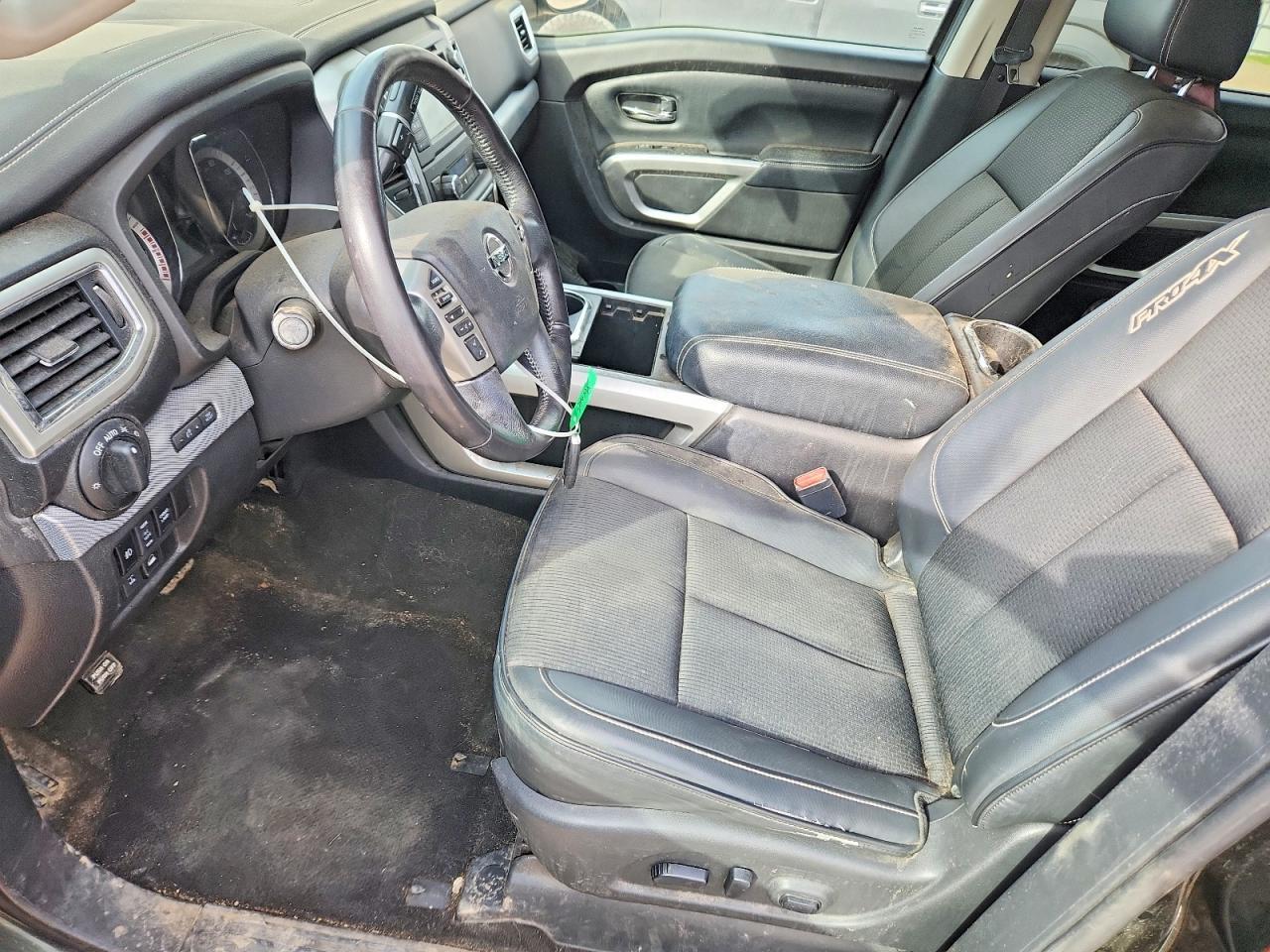 2019 Nissan Titan Pro-4X - Фото 7