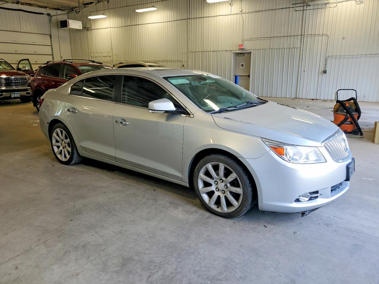 2012 Buick Lacrosse Touring - Image 4