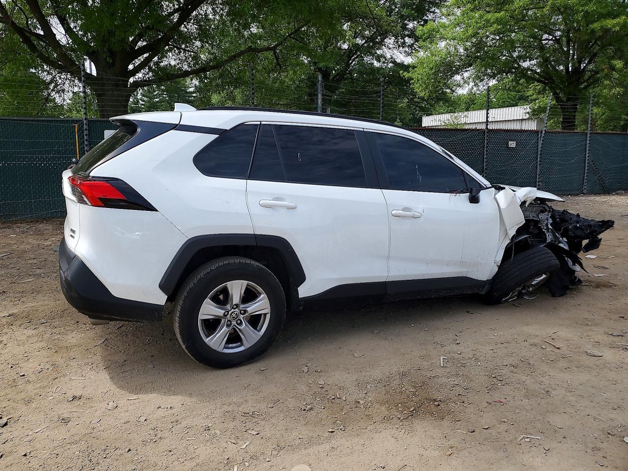 2021 Toyota Rav4 Xle - Фото 3