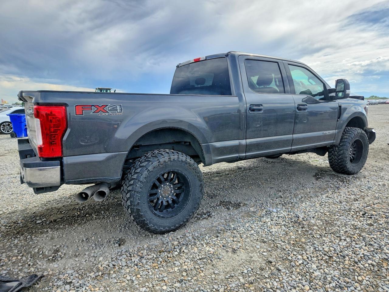2019 Ford F250 - Фото 3