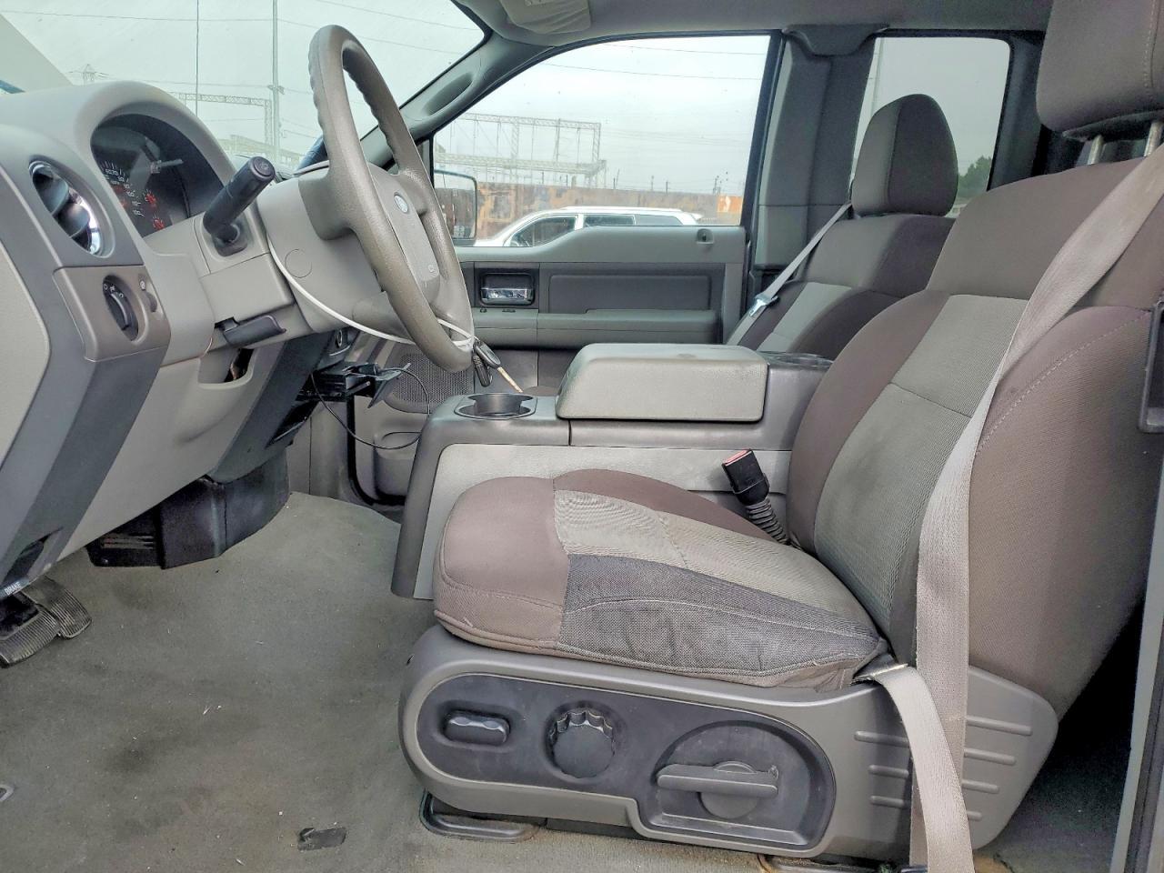 2005 Ford F150 - Фото 7