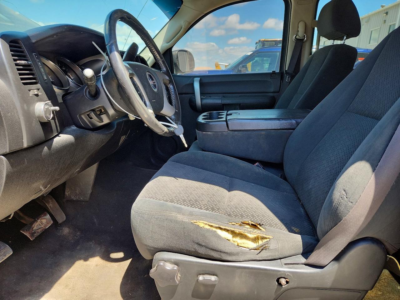 2008 GMC Sierra K1500 - Image 7