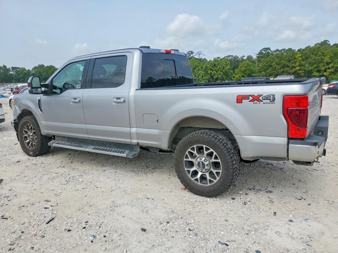 2020 Ford F250 Super Duty - Фото 2