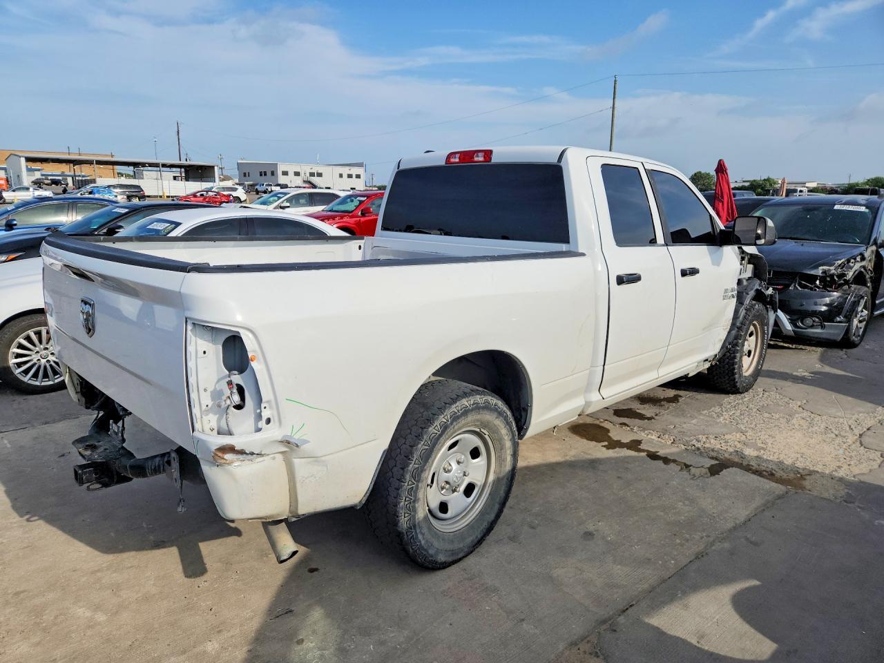 2021 Ram 1500 Classic Tradesman - Фото 3